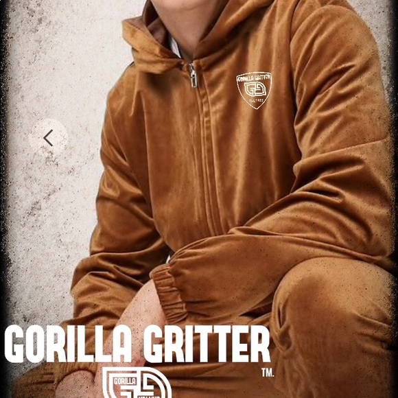 Gorilla Gritter velour jogging suit - Picture 2 of 4